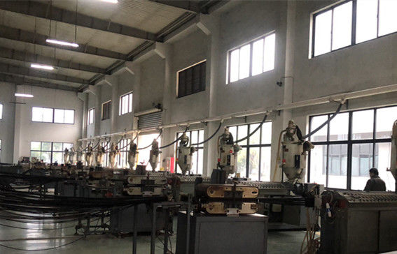 Suzhou Polywell Engineering Plastics Co.,Ltd निर्माता उत्पादन लाइन